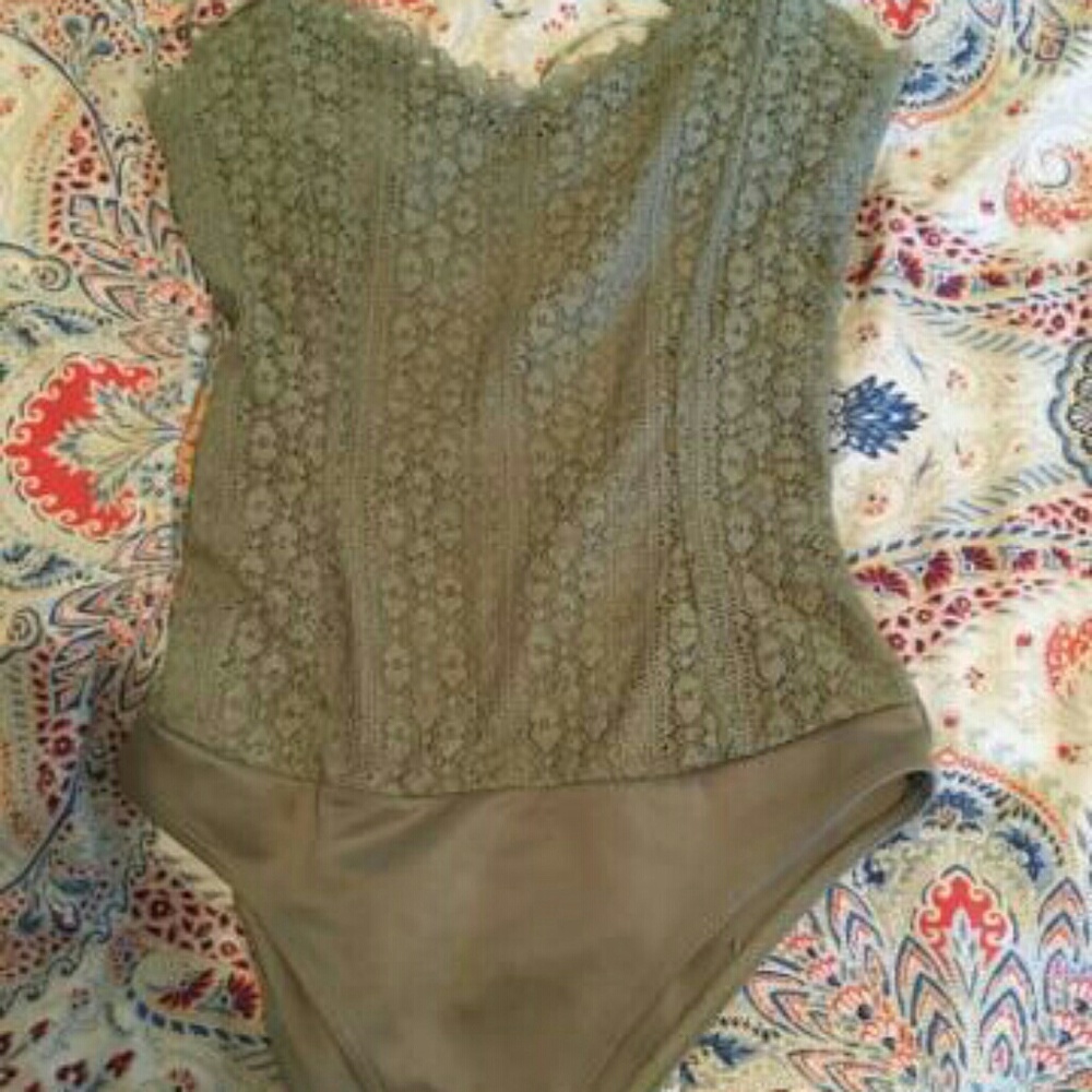 Green lace bodysuit